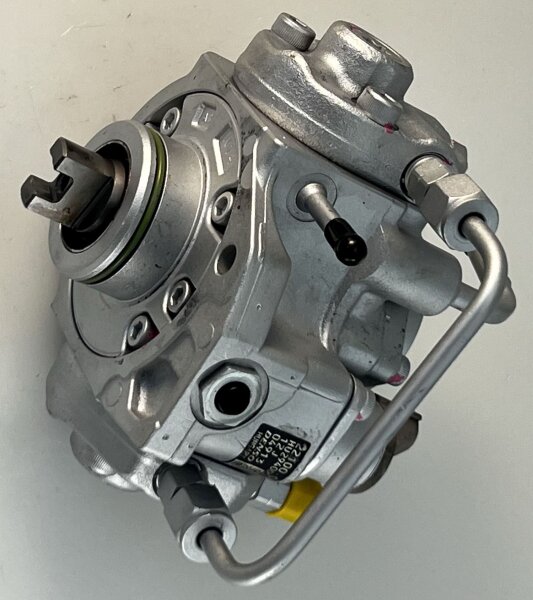 Generalüberholte Denso Hochdruckpumpe für Toyota Auris 2.2 D 130KW 2231 ccm Baujahr 2006-2012