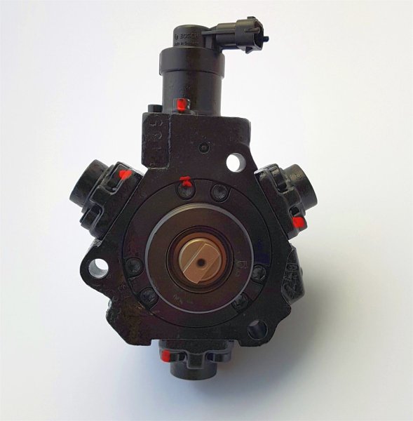 Generalüberholte Original Bosch Einspritzpumpe 0445010136 für Nissan Patrol II & Cabstar 3.0 D
