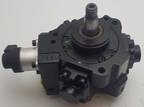 Generalüberholte Bosch 0445010154 Einspritzpumpe für AUDI - A4 A5 A6 A8 Q7 - 2.7 / 3.0TDI