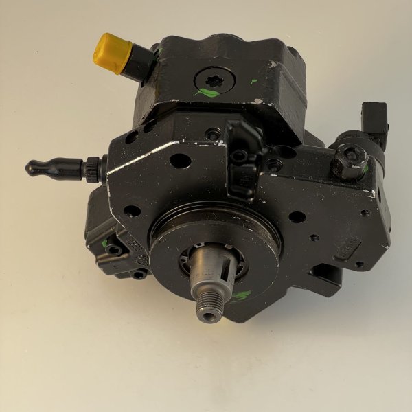 Generalüberholte Bosch Hochdruckpumpe 0445010108 für BMW 7 (E65, E66, E67 ) 745d