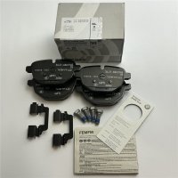 Neue Original BMW Bremsbeläge 34216862202 hinten...