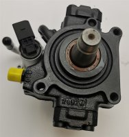 Generalüberholte VDO Einspritzpumpe 5WS40836 03L130755E für VW Golf VI 1.6TDI Variant Plus