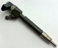 Neue Einspritzdüse 0445110201 für Mercedes-Benz...