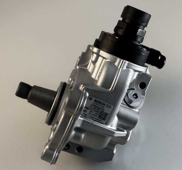 Generalüberholte Bosch Hochdruckpumpe 0445011524 04L130755L für VW T6 2.0TDI